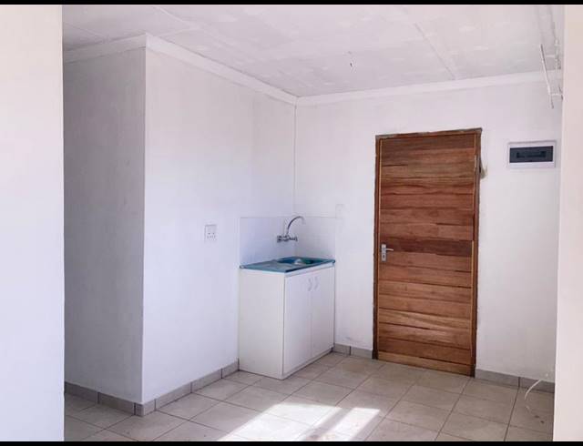3 BEDROOM HOUSE FOR SALE IN CRYSTAL PARK